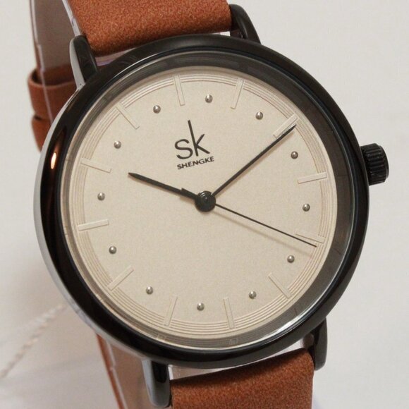 Ladies Retro Style Watch Black Case Silver Tone Indices Suede Strap 36mm - Picture 8 of 12